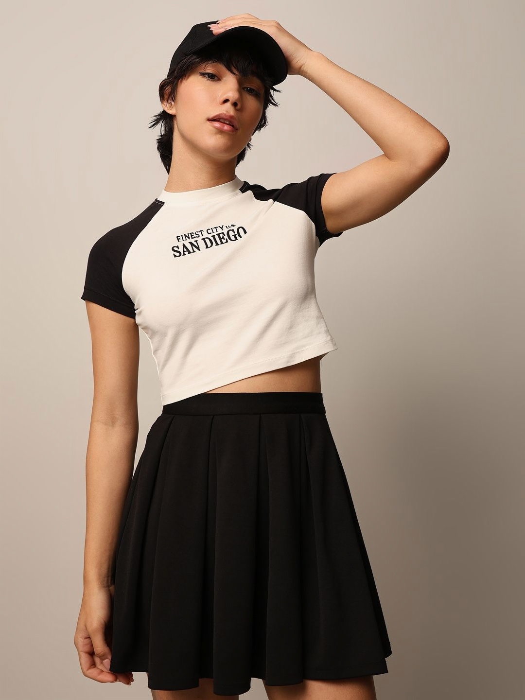 

ONLY Women Typography Printed Slim Fit T-shirt, White