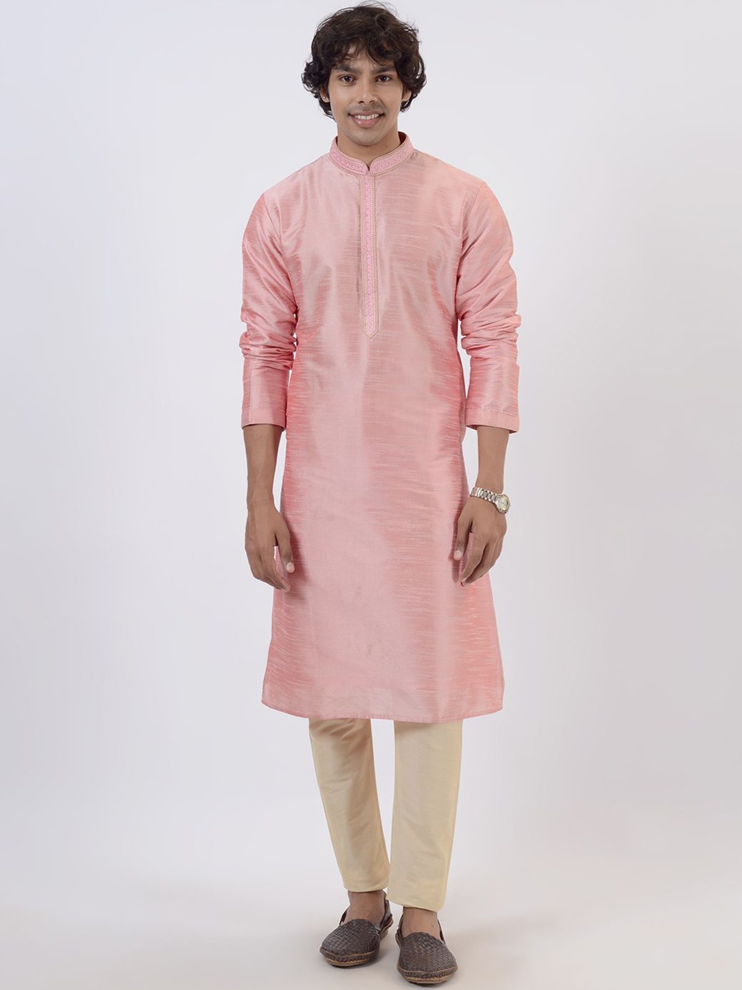 

azania Mandarin Collar Straight Kurta With Trousers, Pink