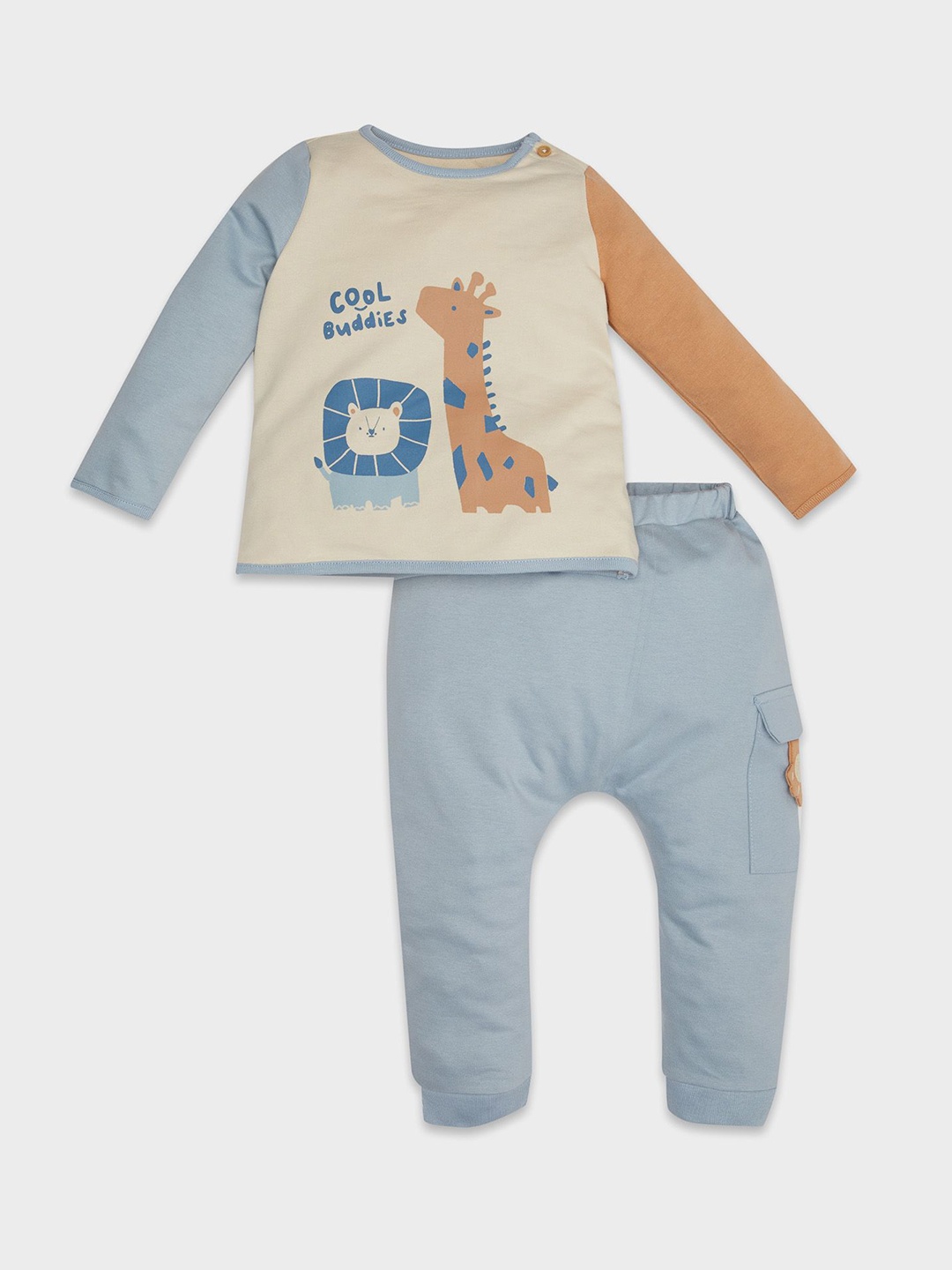 

DeFacto Boys Printed Round Neck Long Sleeves Pore Cotton T-Shirt With Jogger, Blue