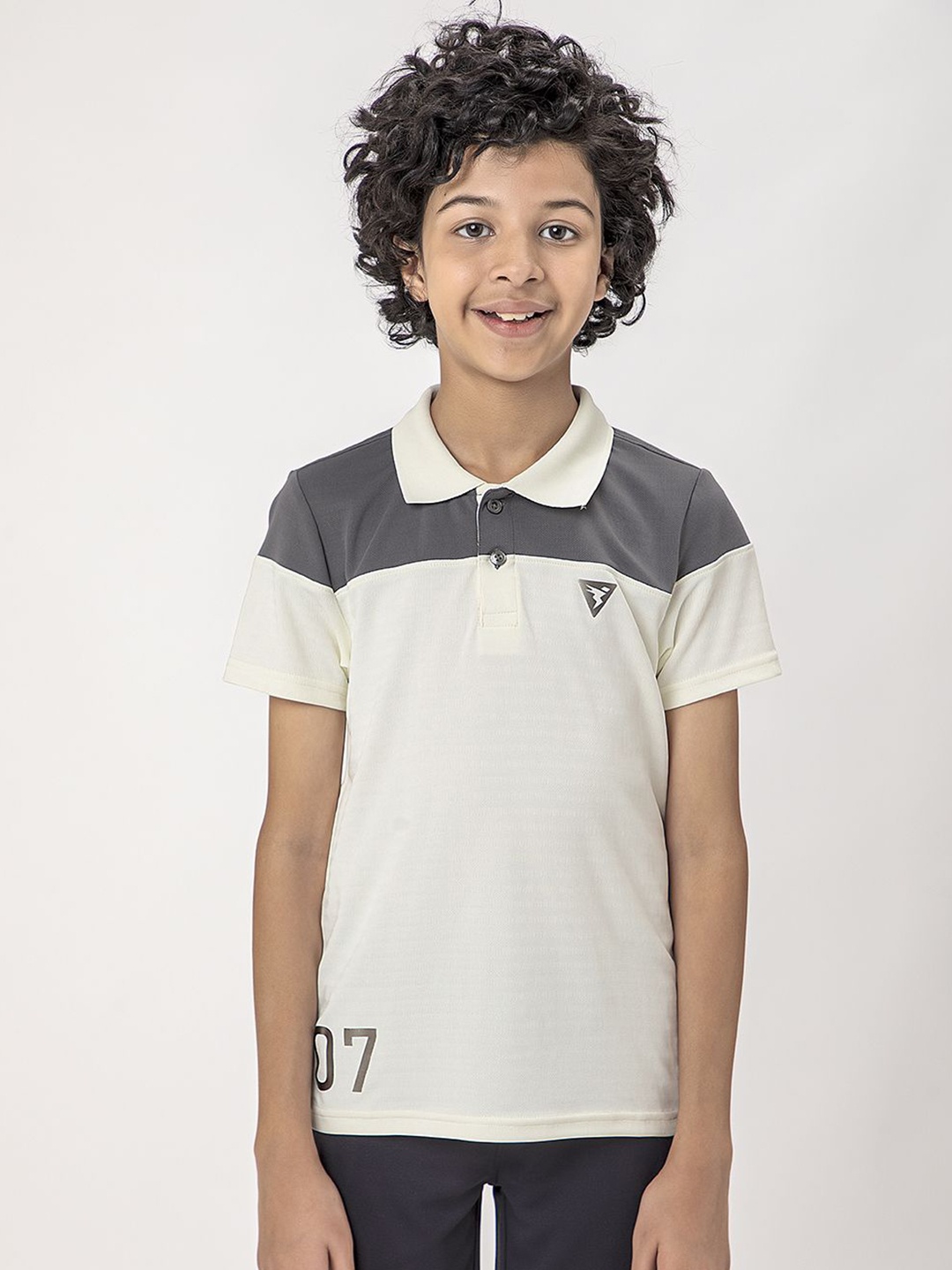 

Technosport Boys Colourblocked Polo Collar UPF50 Slim Fit T-shirt, Off white