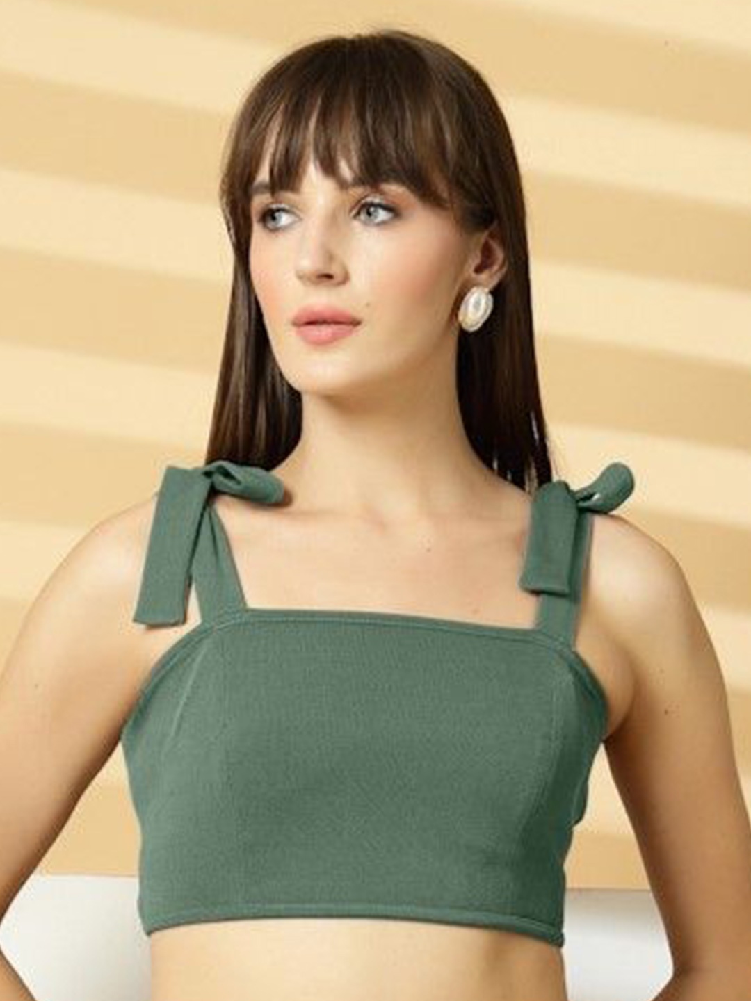 

Oomph! Shoulder Straps Fitted Crop Top, Green