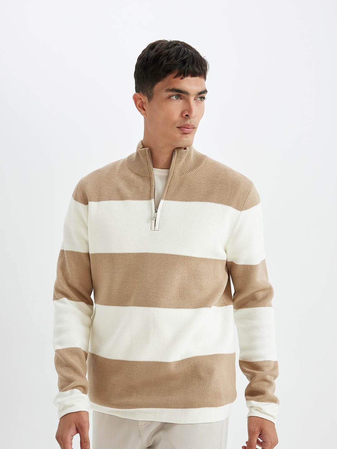 

DeFacto Men Striped Turtle Neck Long Sleeves Pullover, White