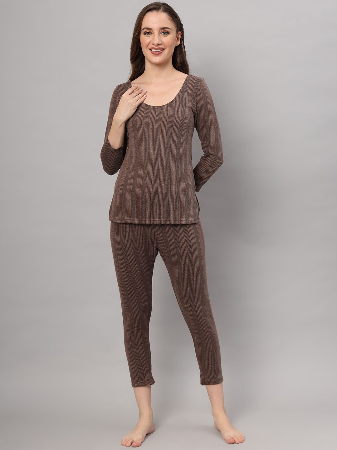 

ESOROUCHA Striped Round Neck Thermal Set, Brown