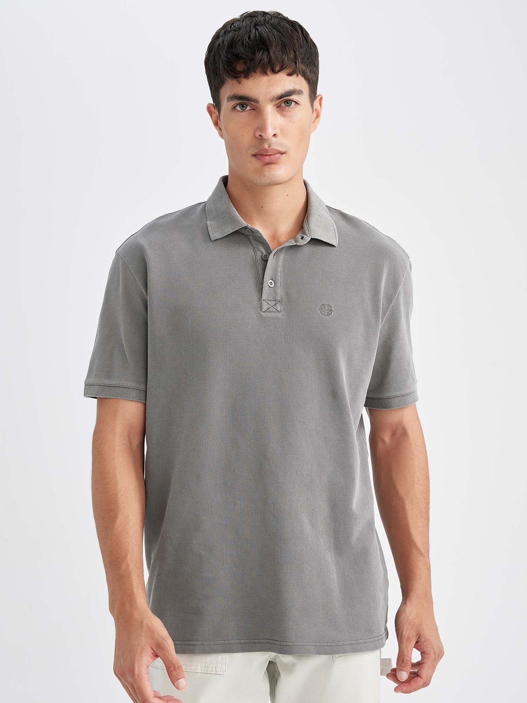 

DeFacto Men Polo Collar T-shirt, Na