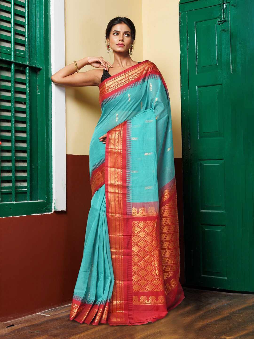 

Unnati Silks Woven Design Pure Cotton Handloom Gadwal Saree, Turquoise blue