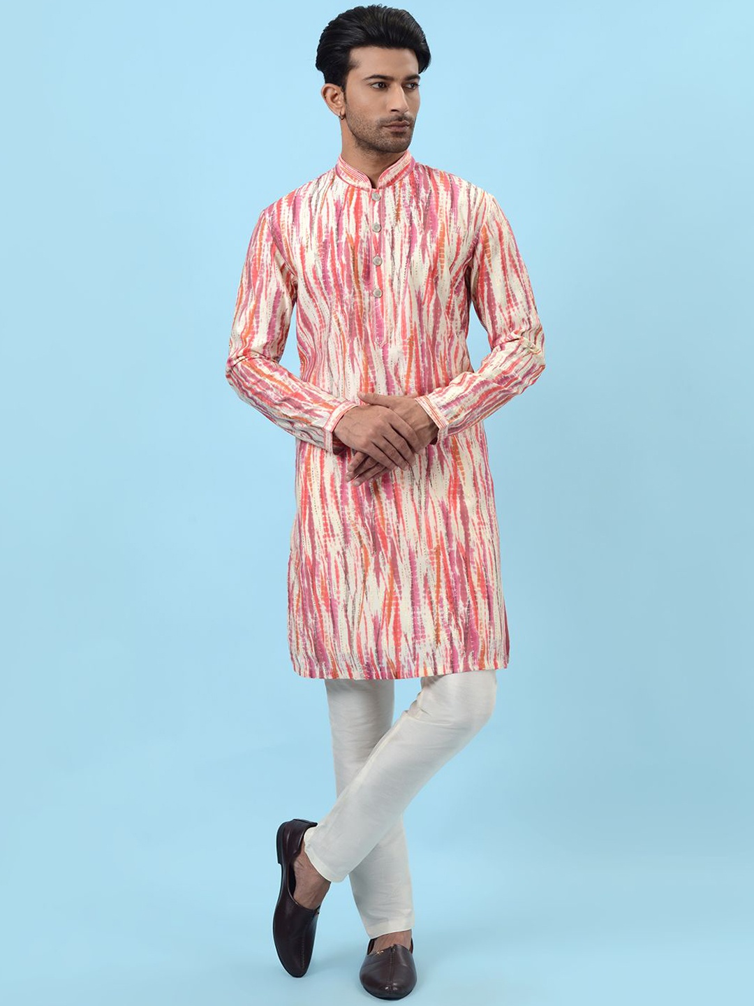 

azania Printed Mandarin Collar Kurta With Pyjamas, Pink