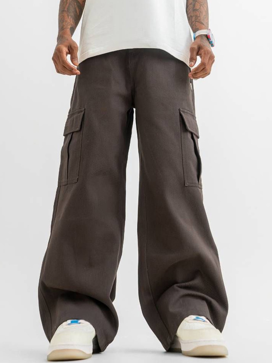 

Urban Monkey Men Cotton Relaxed-Fit Cargo Trouser, Charcoal