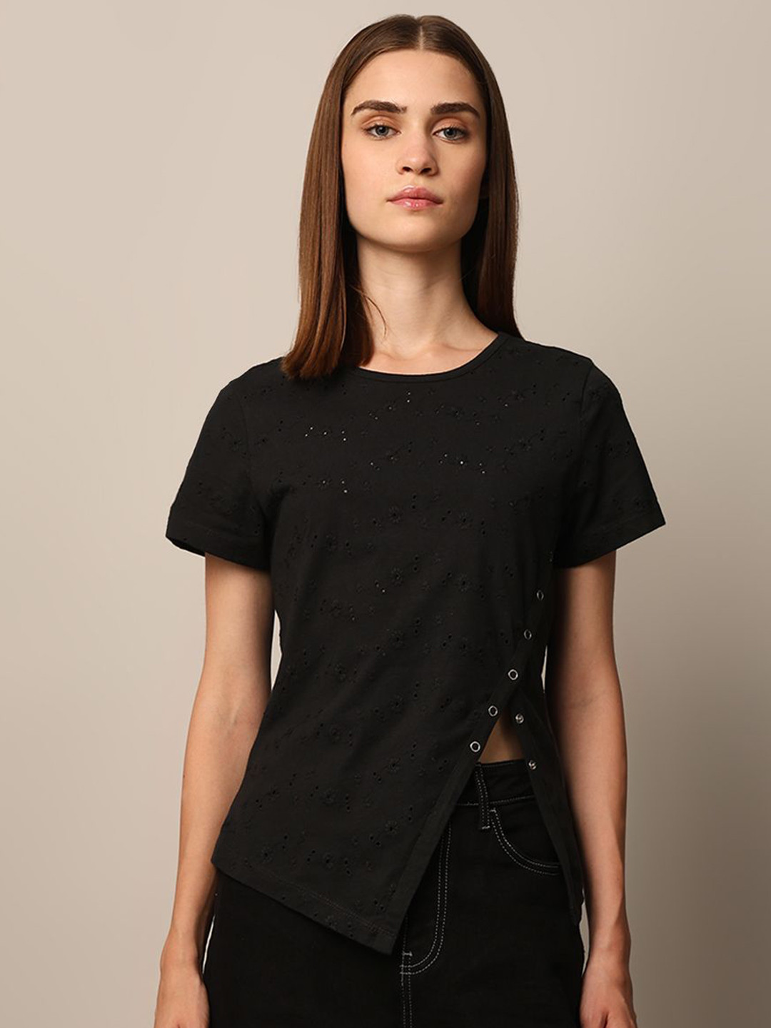 

ONLY Women Cut Outs T-shirt, Black