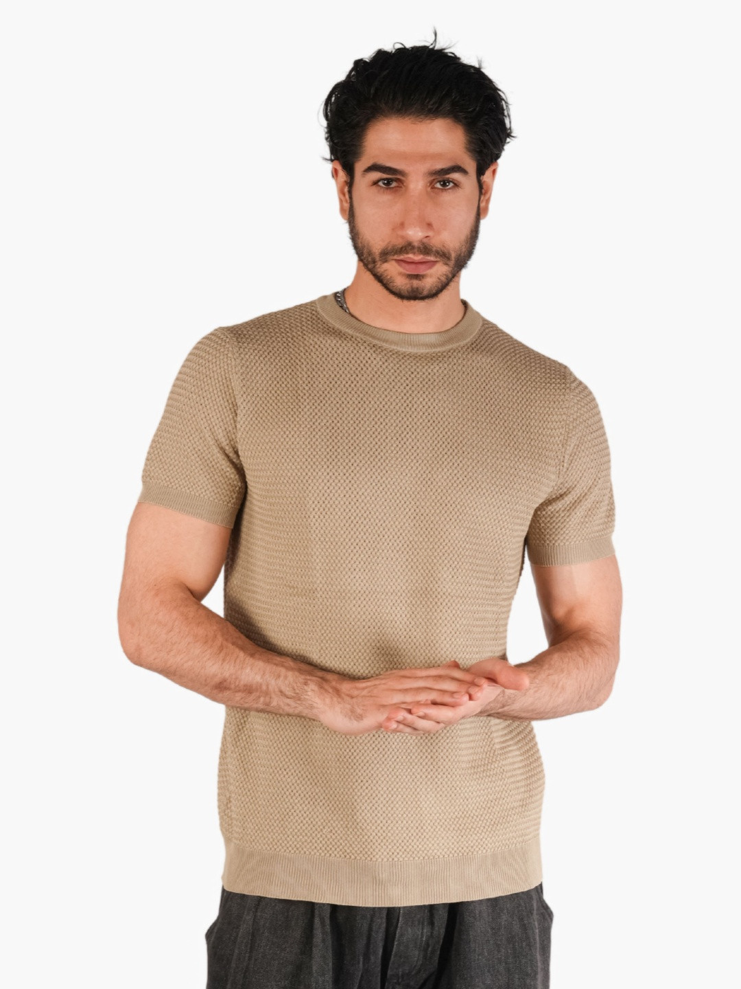 

BOTABOCHI Men Raw Edge T-shirt, Beige