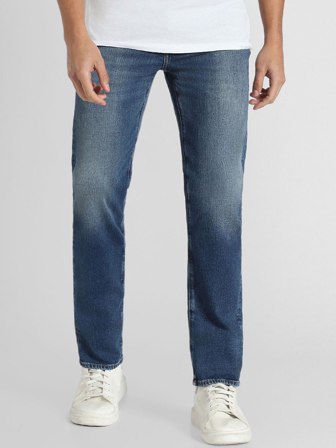 

AMERICAN EAGLE OUTFITTERS Men AirFlex+ Slim Straight Jean Light Fade Jeans, Blue