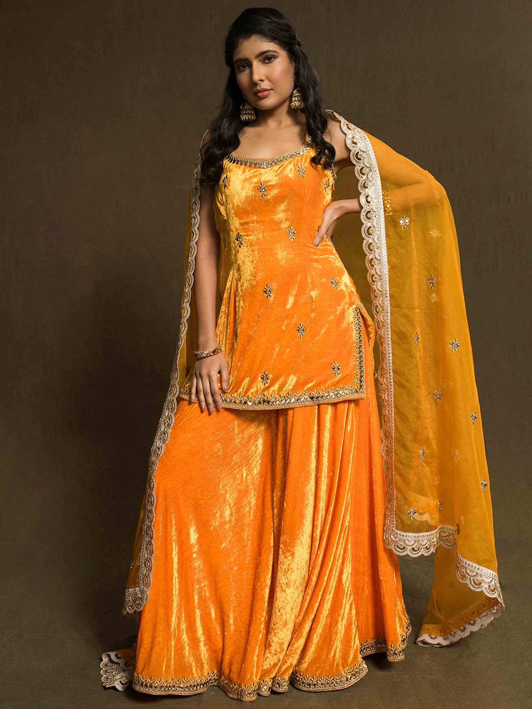 

The Front Row Floral Embroidered Regular Mirror Work Velvet Kurta & Palazzo With Dupatta, Yellow