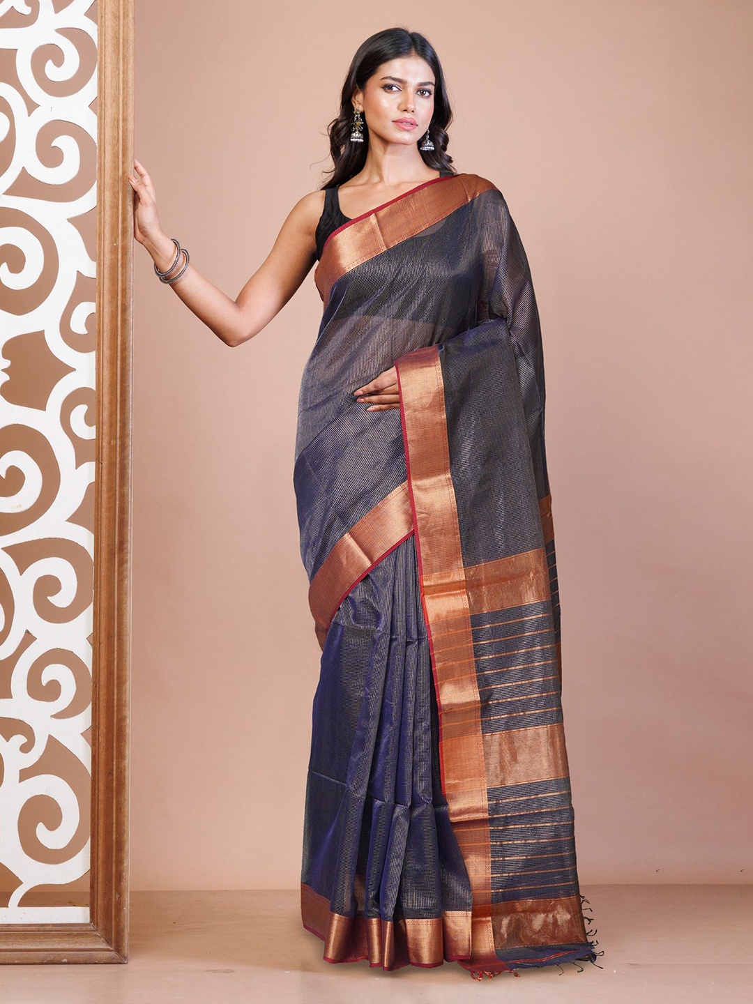 

Unnati Silks Striped Woven Design Maheshwari Saree, Navy blue