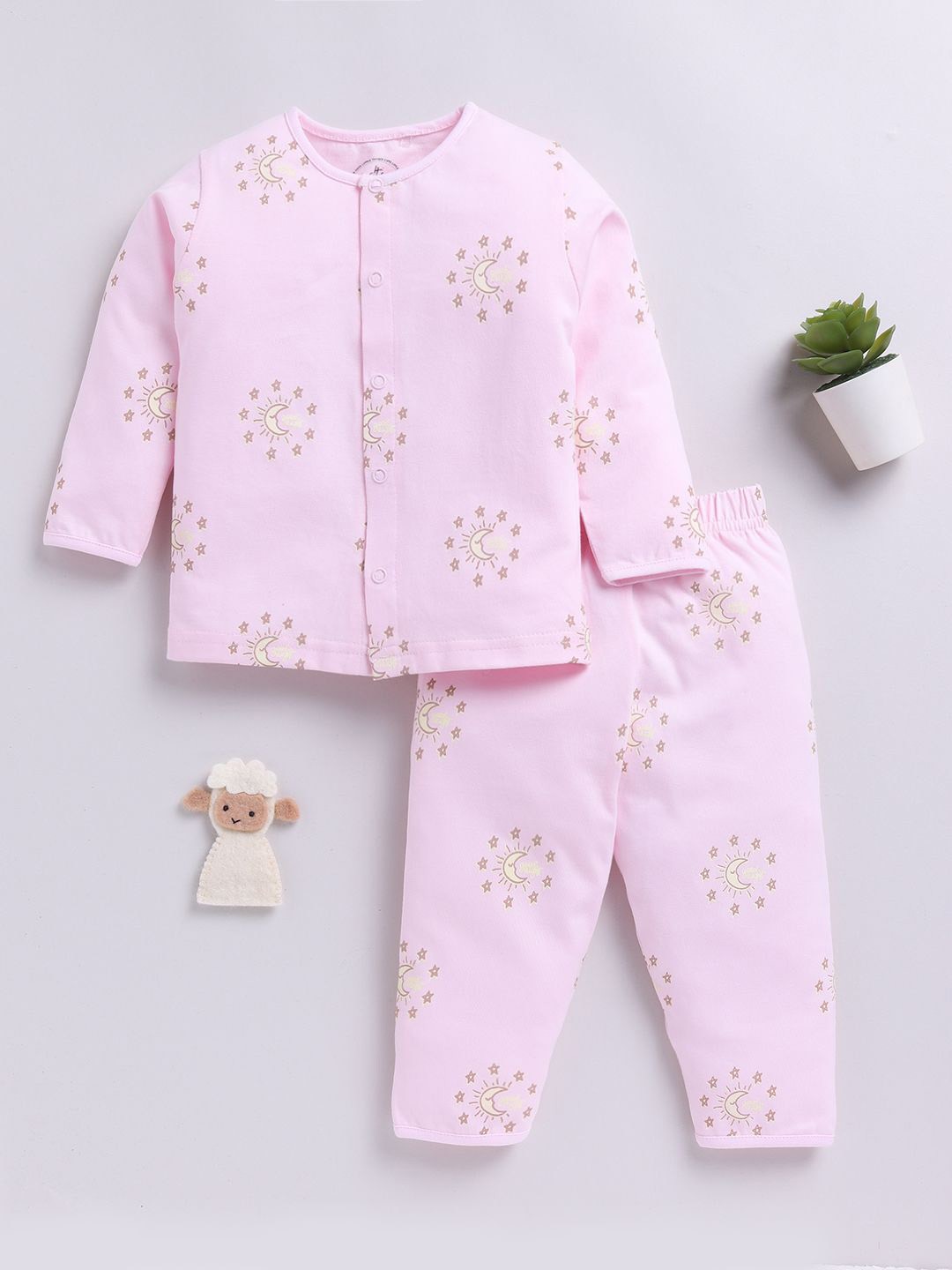 

Clt.s Kids Conversational Printed Pure Cotton Long Sleeves Night Suit, Pink