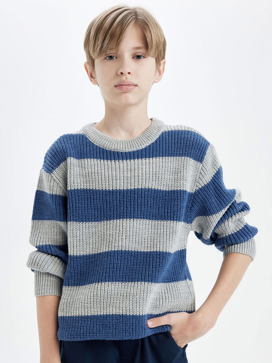 

DeFacto Boys Striped Pullover Sweater, Navy blue