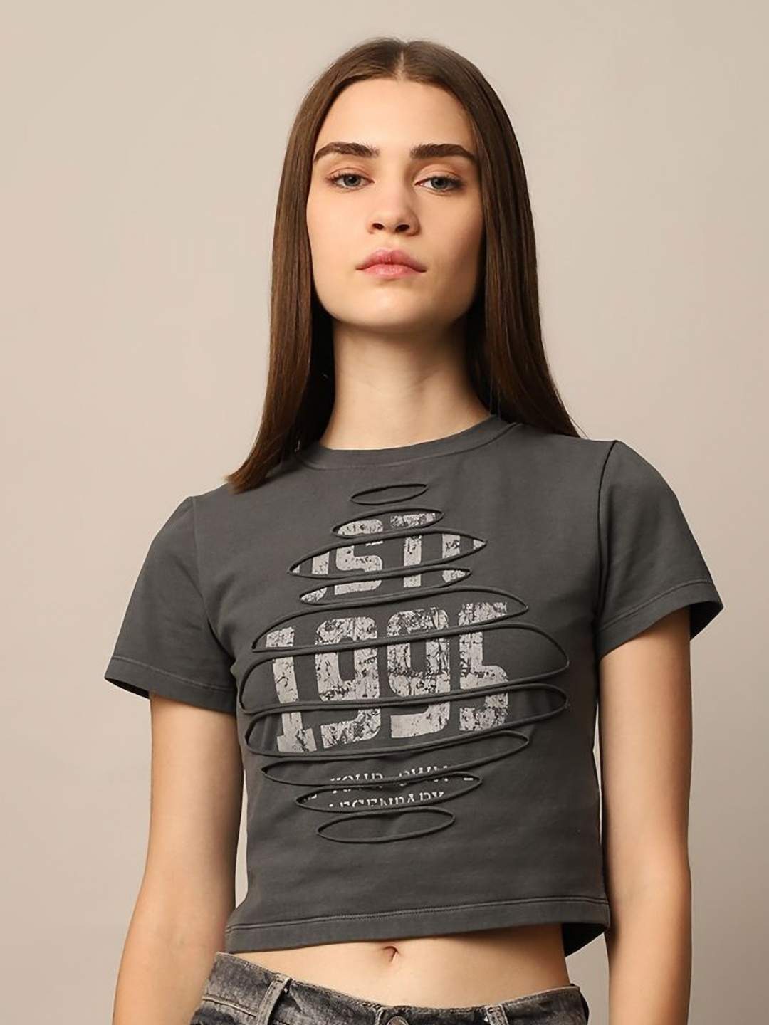 

ONLY Women Typography Printed Raw Edge Slim Fit T-shirt, Black