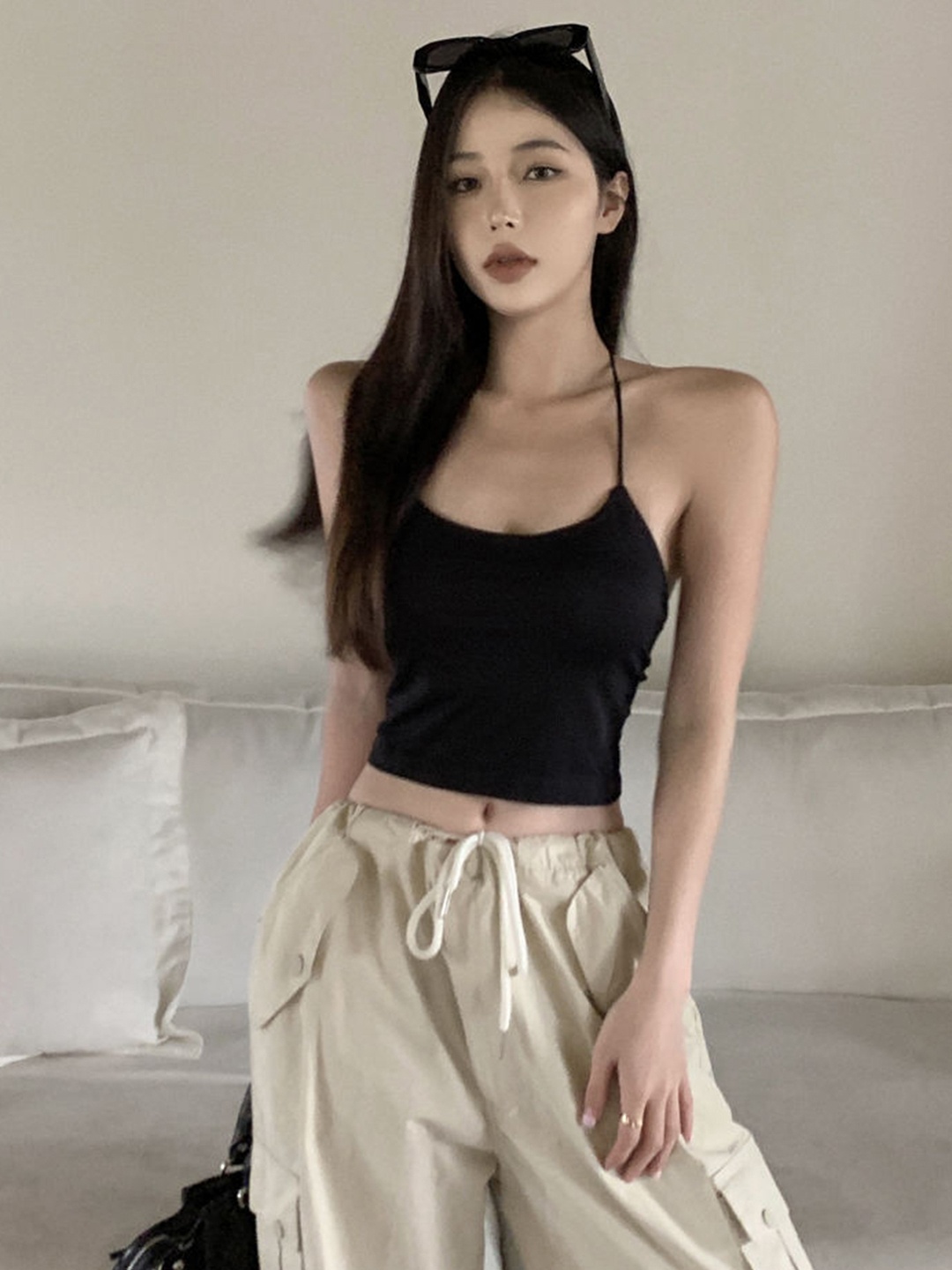 

LULU & SKY Crop Top, Black