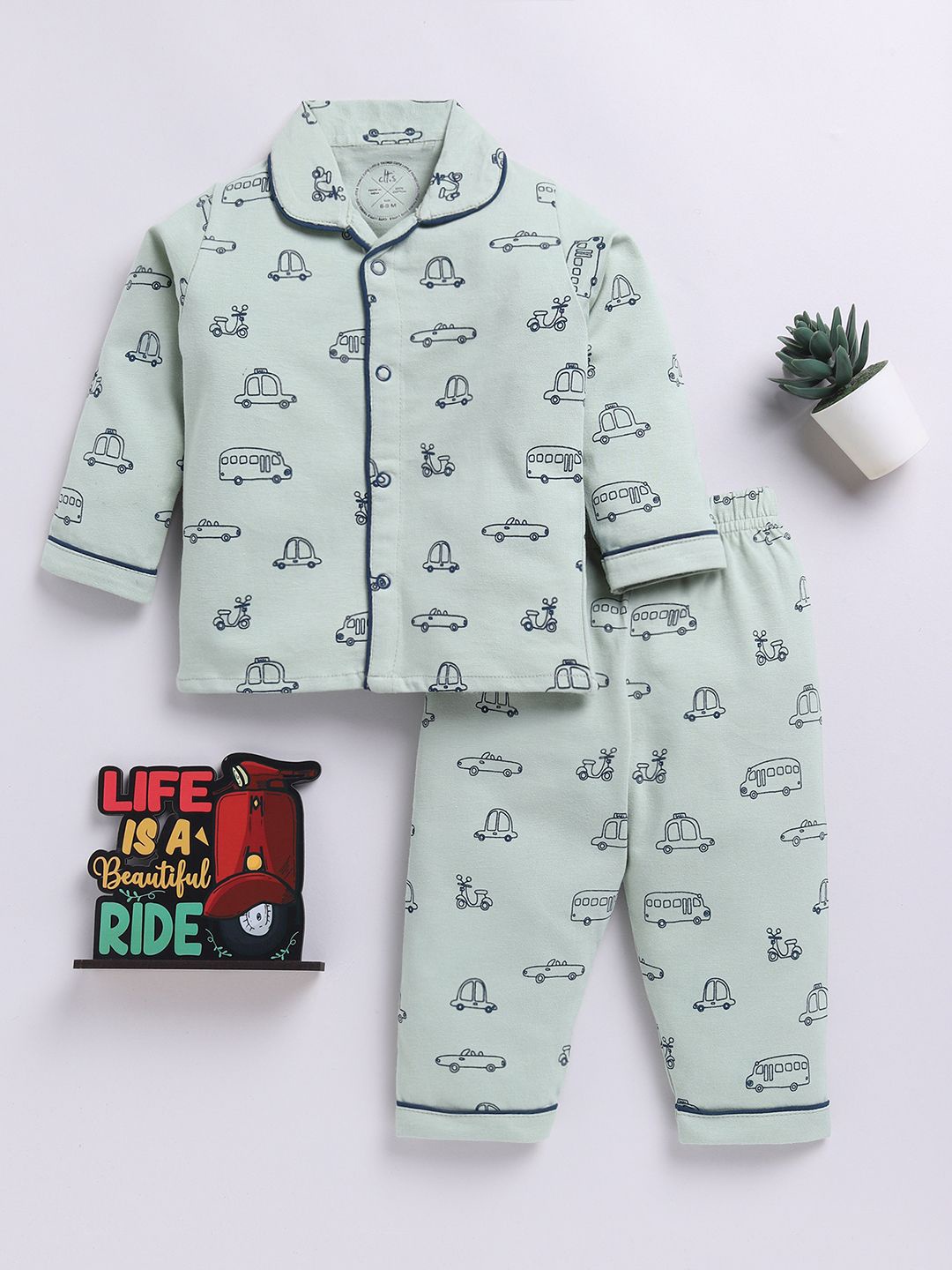 

Clt.s Kids Graphic Printed Shirt Collar Long Sleeves Night suit, Green