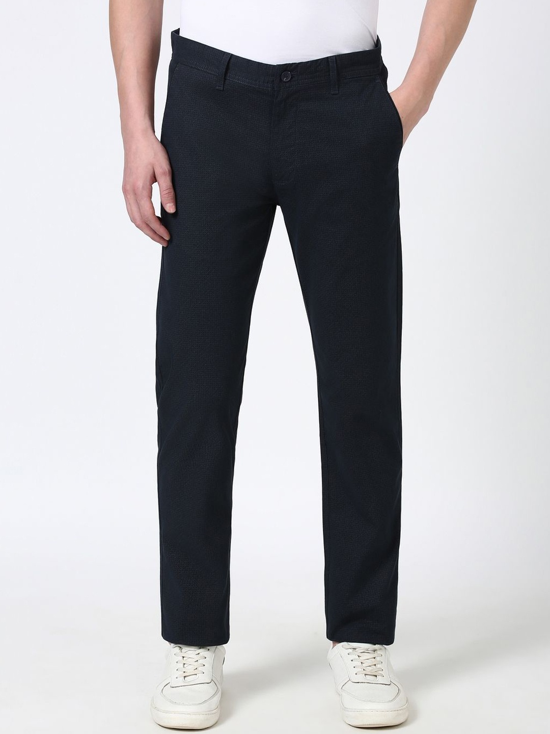 

Peter England Casuals Men Slim Fit Trousers, Navy blue