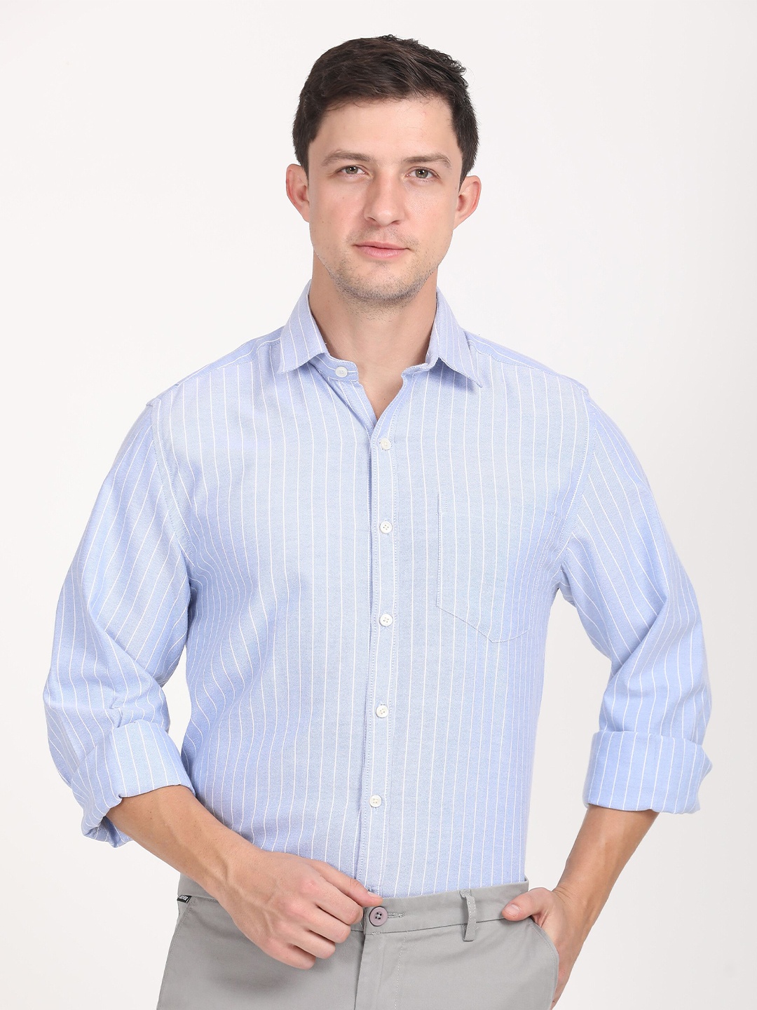 

Copperline Men Comfort Spread Collar Vertical Striped Cotton Formal Shirt, Blue