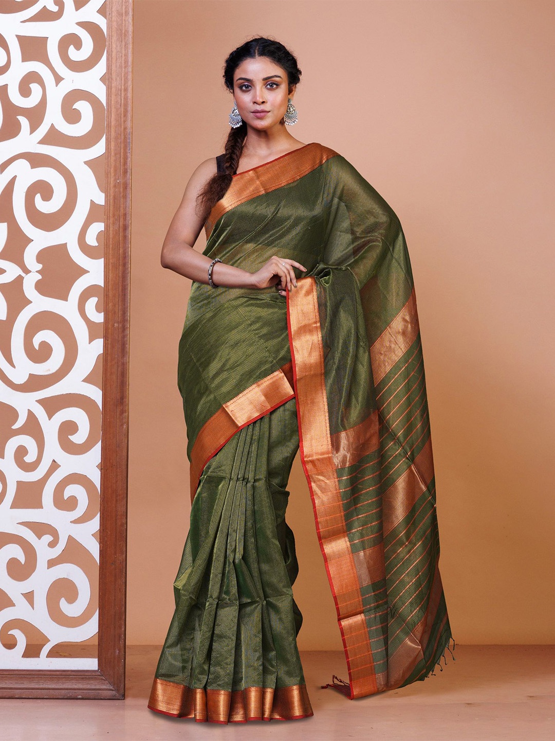 

Unnati Silks Checked Handloom Maheshwari Saree, Green