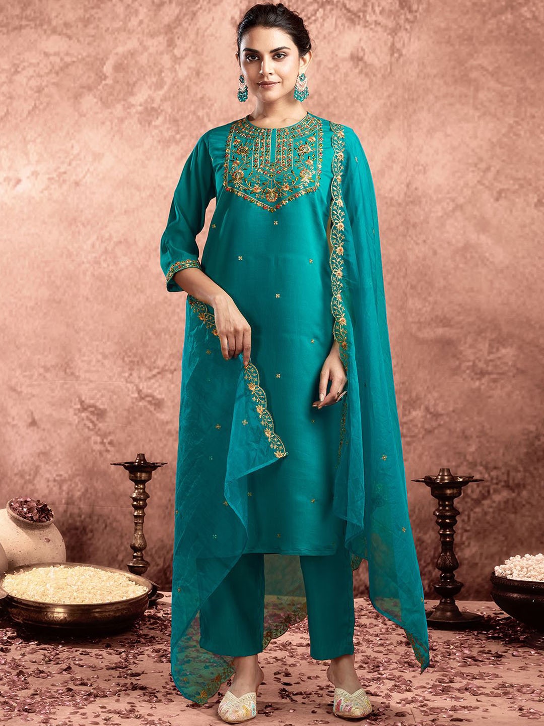 

KALINI Ethnic Motifs Embroidered Sequinned Kurta With Trousers & Dupatta, Green