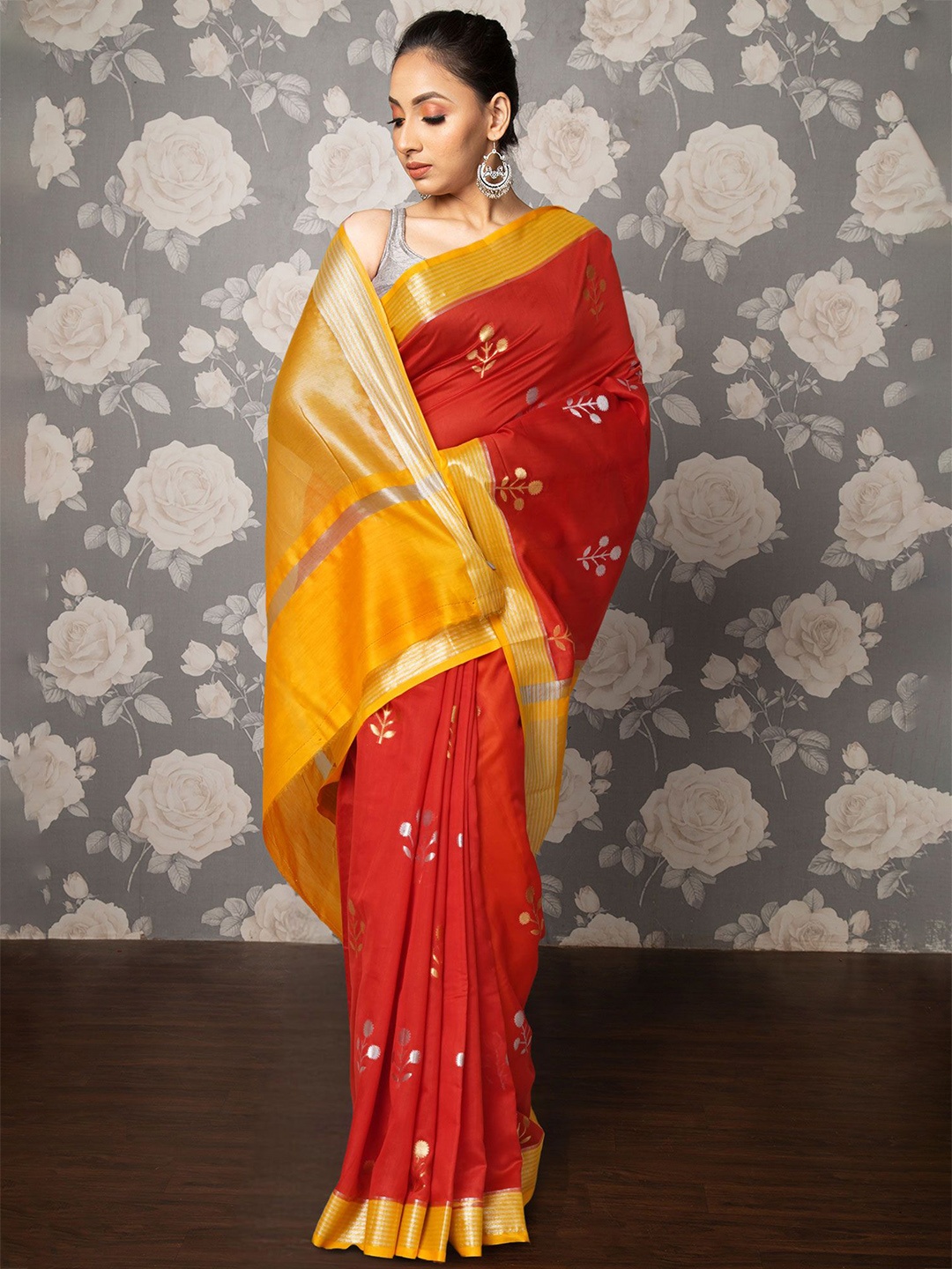 

Unnati Silks Woven Design Handloom Uppada Saree, Red