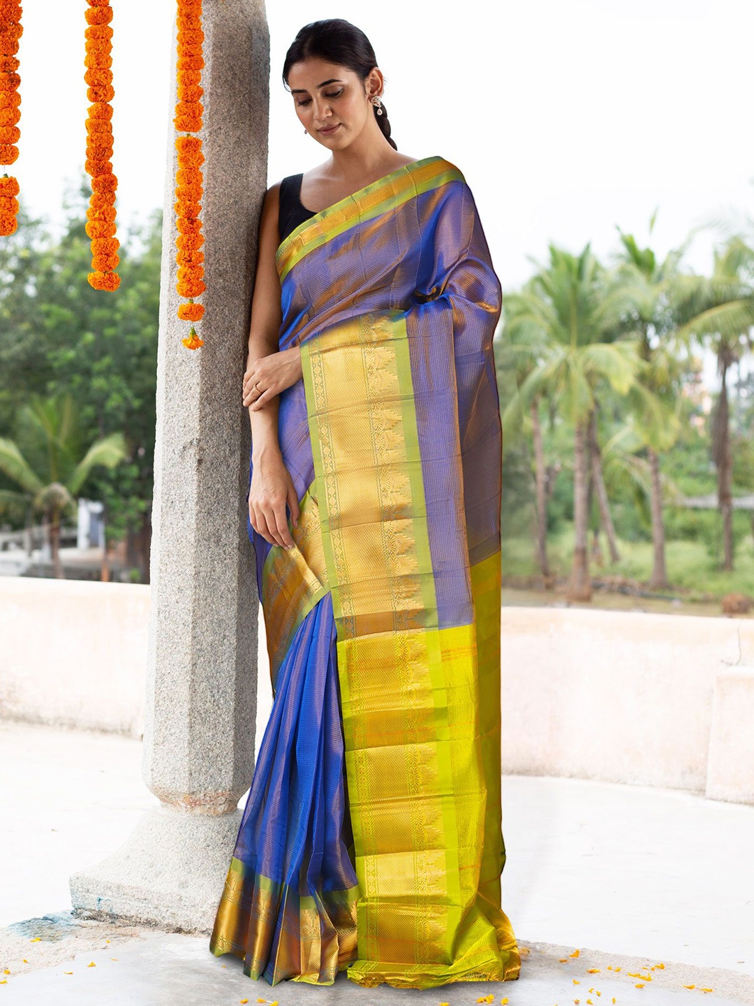 

Unnati Silks Woven Design Zari Pure Silk Gadwal Saree, Blue