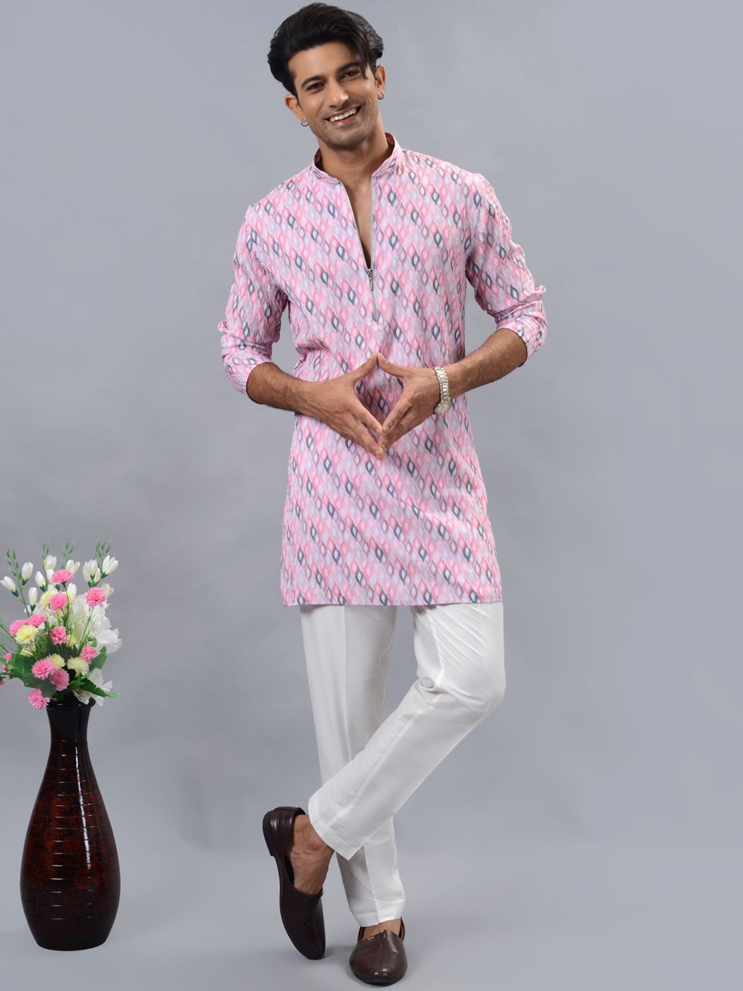 

azania Printed Mandarin Collar Straight Kurta With Pyjamas, Pink