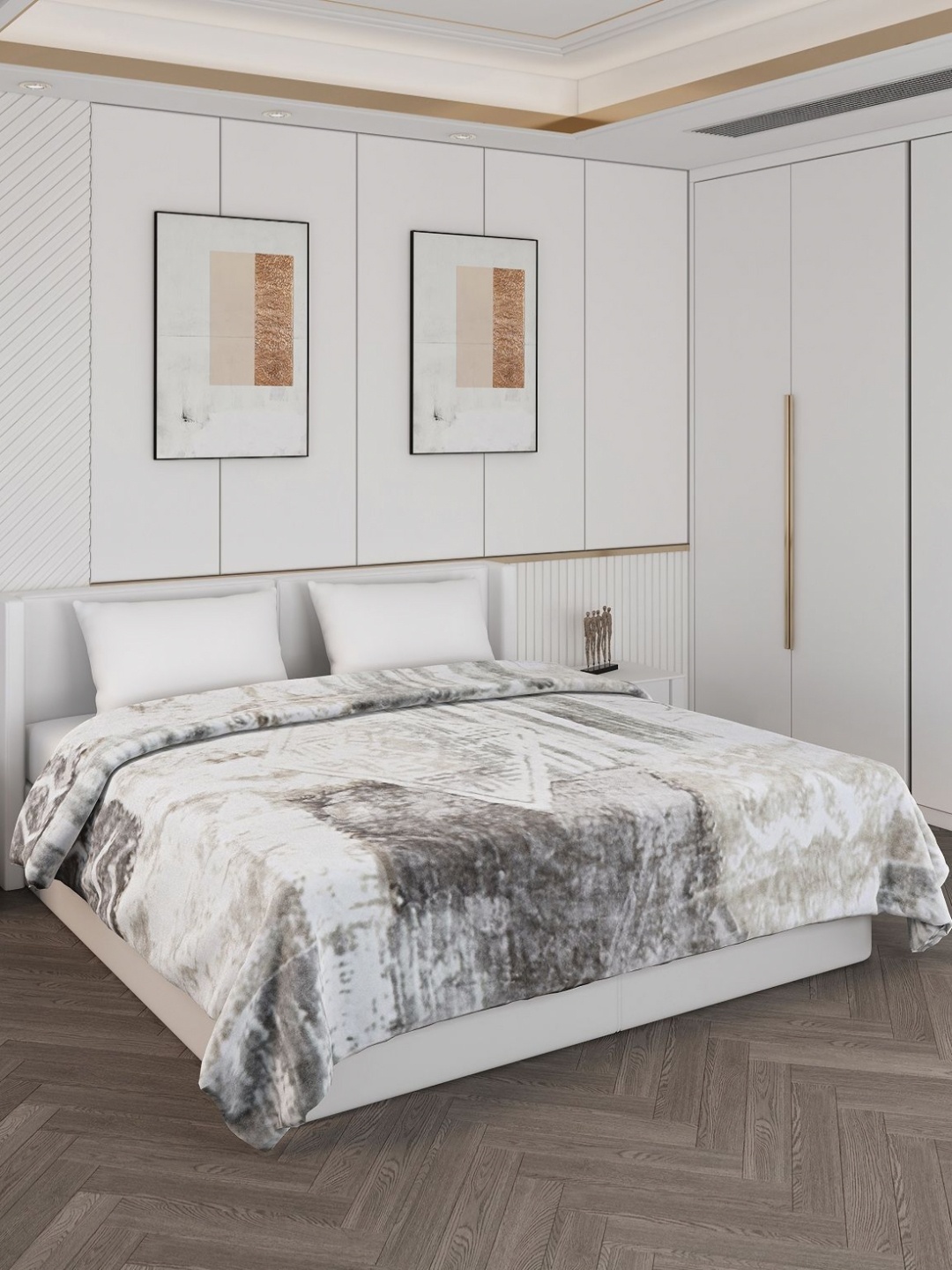 

Monte Carlo Grey & White 900 GSM Floral Heavy Winter Double Bed Blanket
