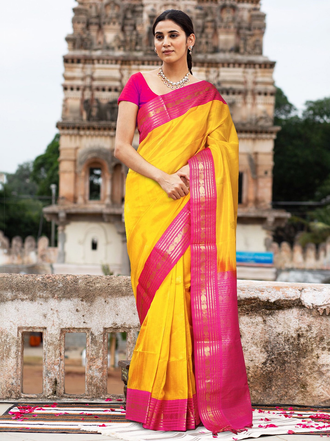 

Unnati Silks Woven Design Zari Kanjeevaram Saree, Yellow