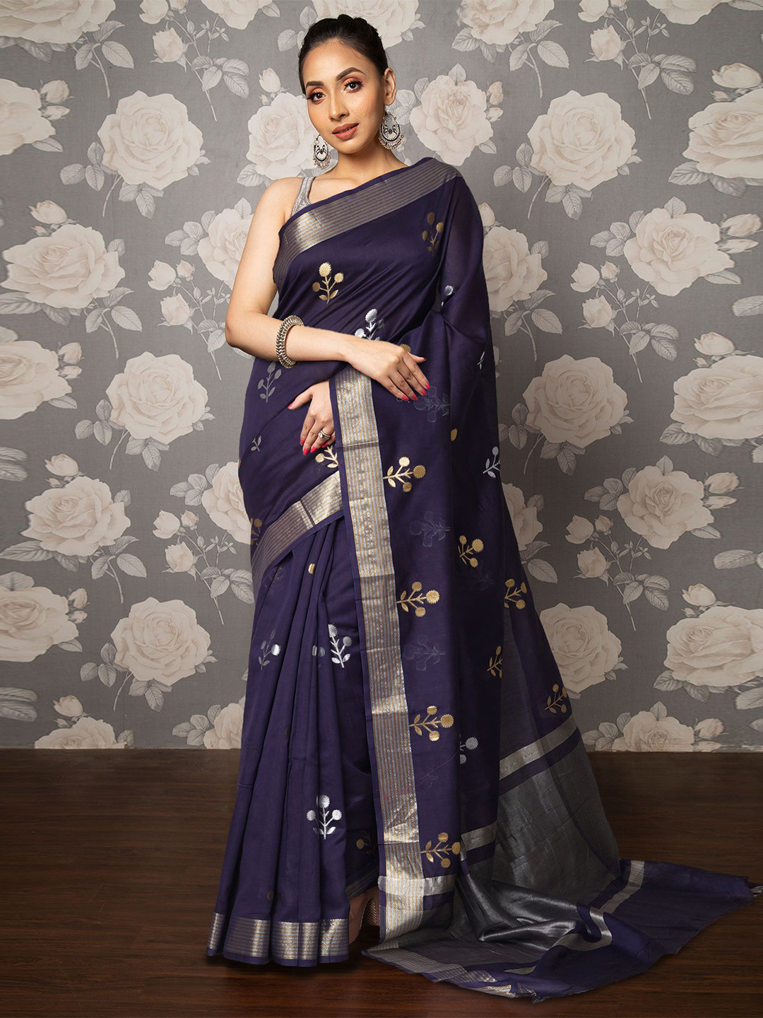 

Unnati Silks Woven Design Zari Handloom Uppada Saree, Navy blue