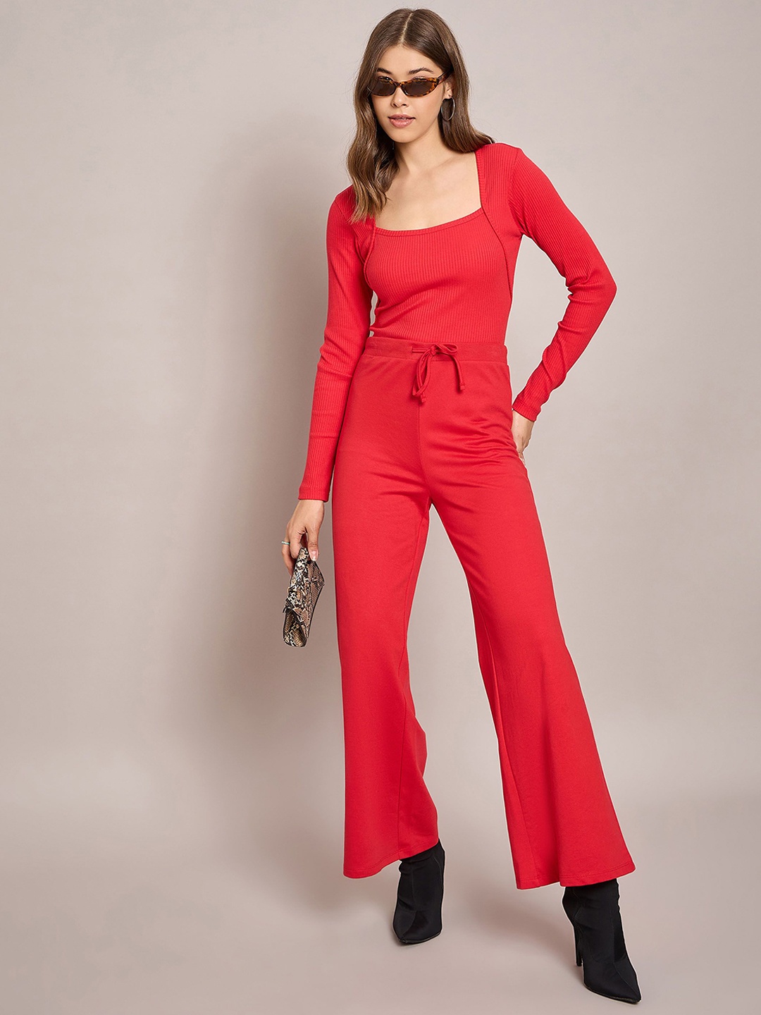 

SASSAFRAS BASICS Square Neck Long Sleeves Top With Trousers, Red