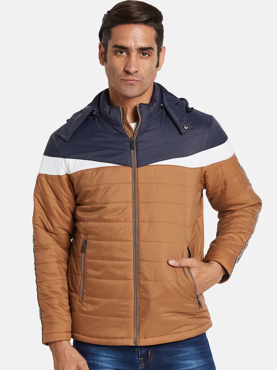 

METTLE Men Colourblocked Jacket, Brown