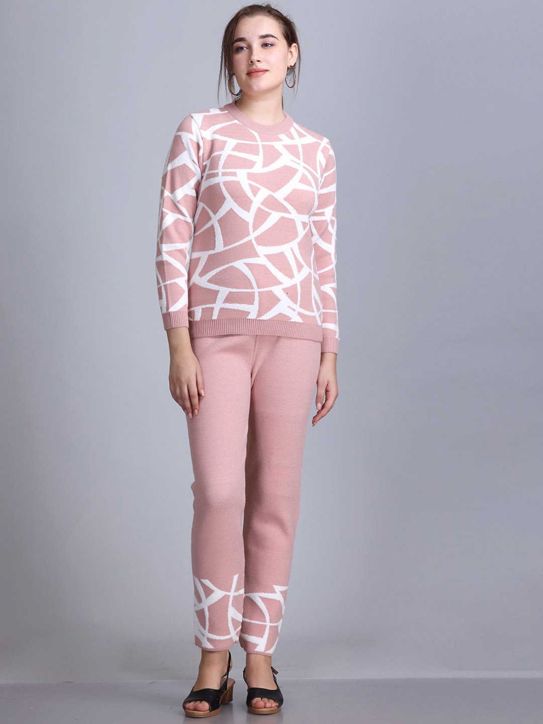 

MONTREX Self Design Woolen Knitted Top & Trouser, Pink