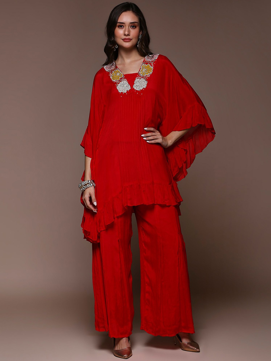 

Peachmode Floral Printed Thread Work Kaftan Tunic With Trousers, Red