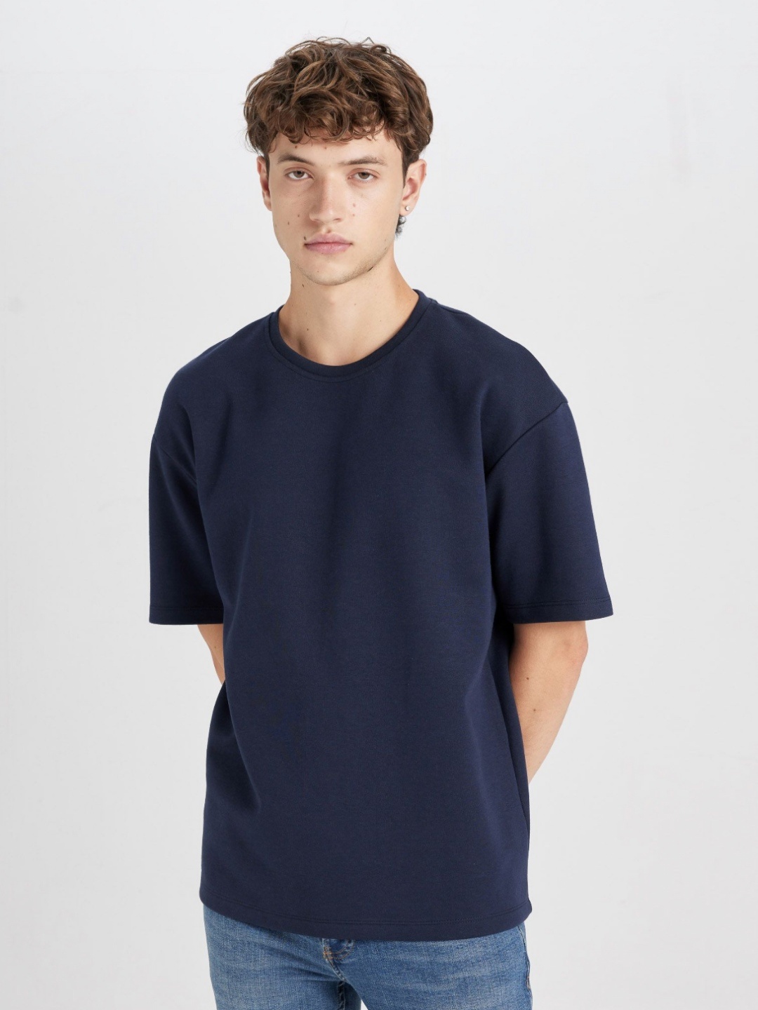 

DeFacto Men Raw Edge T-shirt, Na