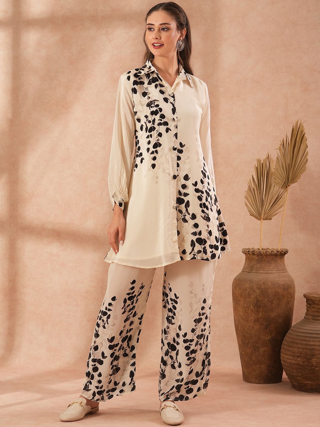 

FASHOR Shirt Collar Printed A-Line Tunic & Palazzo, Off white