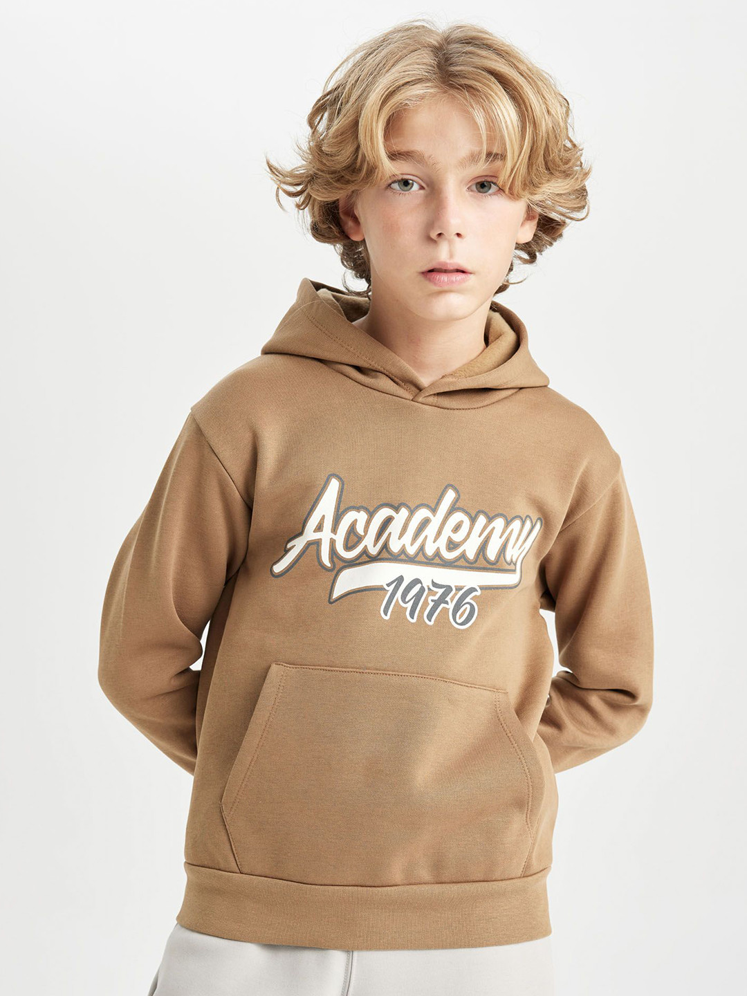 

DeFacto Boys Printed Hooded Pullover Sweater, Brown
