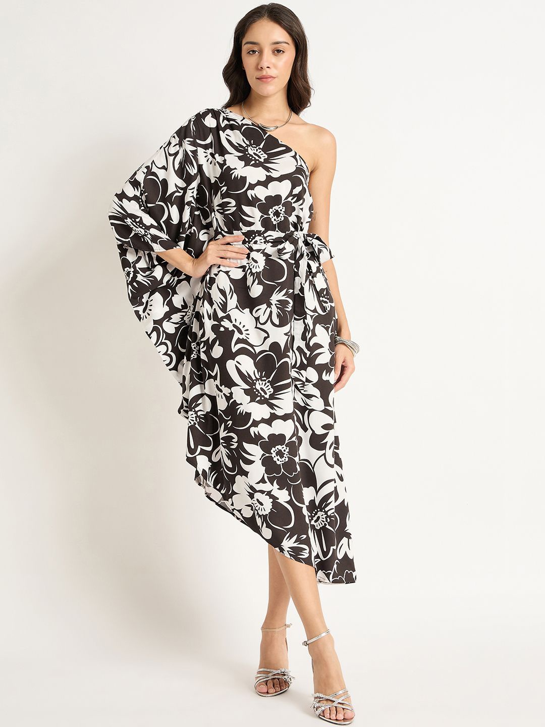 

FEMMELLA Floral Print One Shoulder Batwing Sleeve A-Line Midi Dress, Black