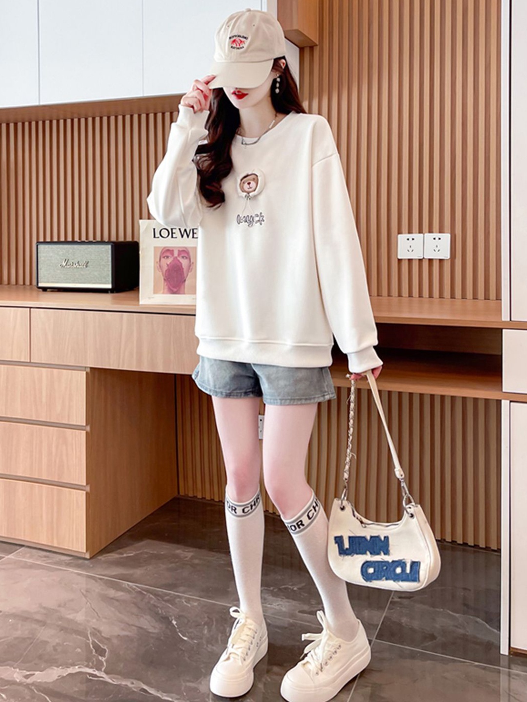 

JC Mode Women Printed Round Neck Long Sleeves Pullover Sweatshirt, Beige