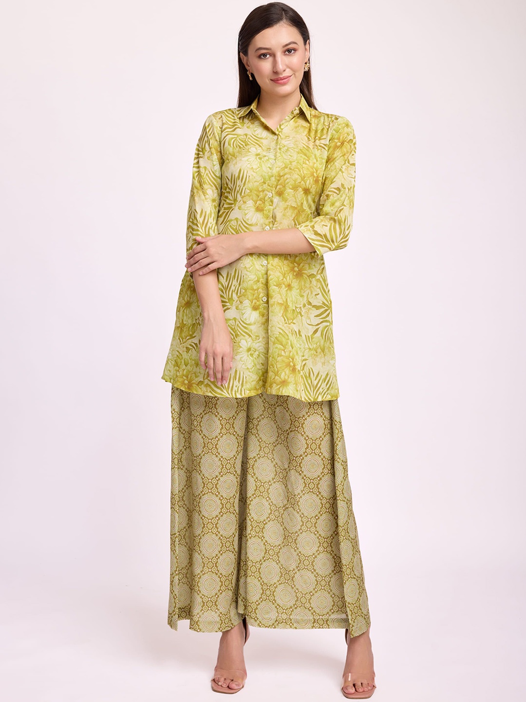 

KAYOMMI Floral Printed Kurti with Palazzo, Green