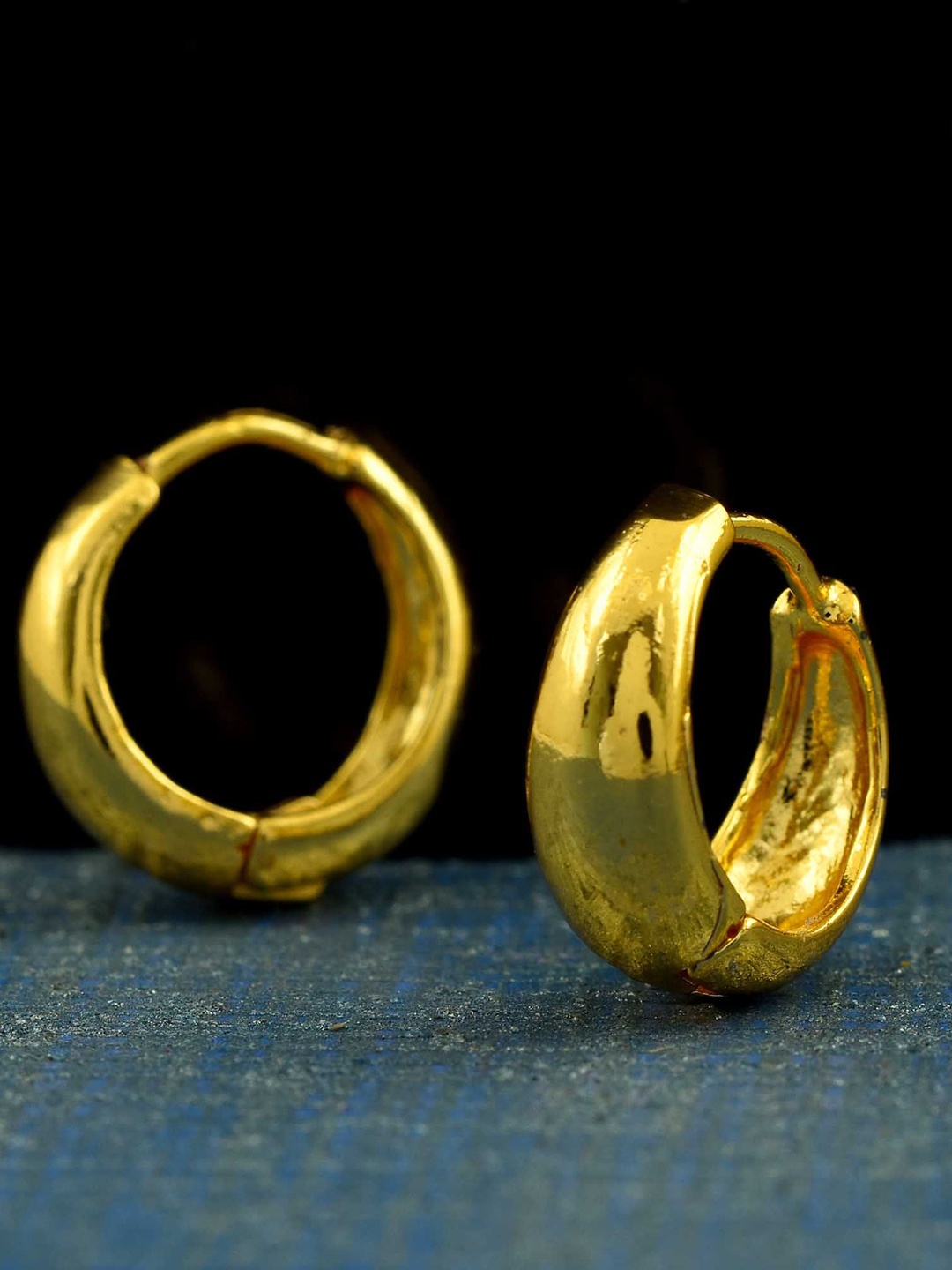 

MEMOIR Gold-Plated Contemporary Hoop Earrings