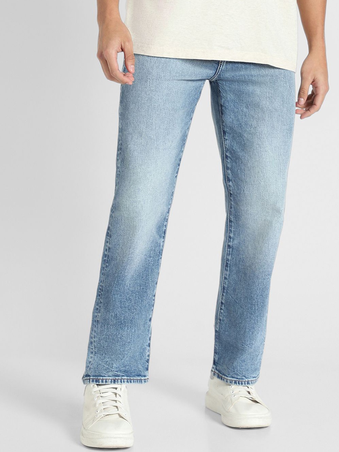 

AMERICAN EAGLE OUTFITTERS Men Regular Fit Low Distress Heavy Fade Jeans, Blue