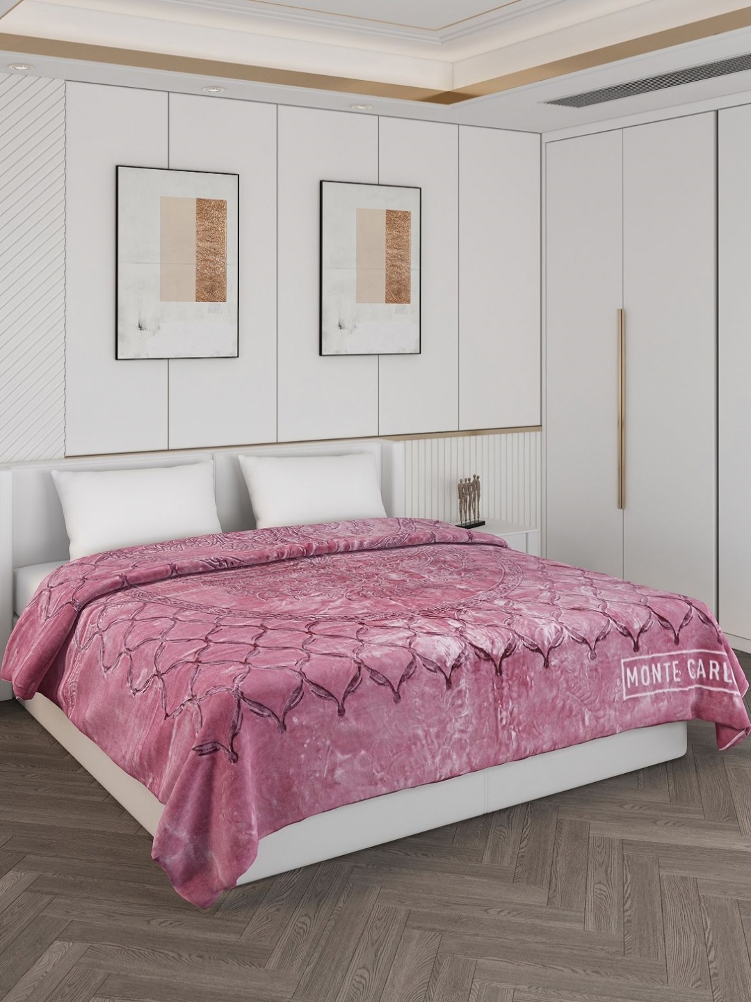 

Monte Carlo Pink 950 GSM Floral Heavy Winter Double Bed Blanket