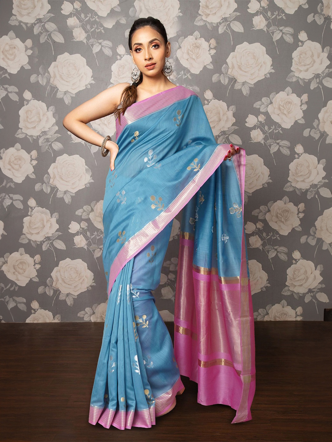 

Unnati Silks Woven Design Zari Handloom Uppada Saree, Blue