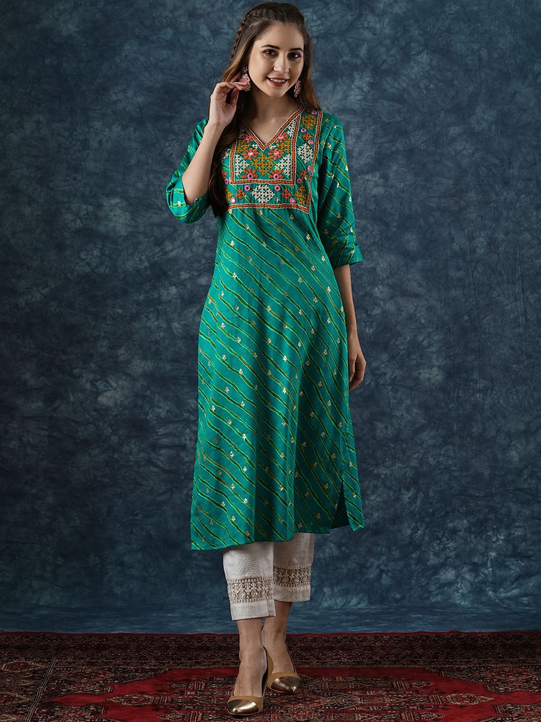 

FASHOR Sea Green Leheriya Printed Thread Work Cotton Silk Straight Kurta