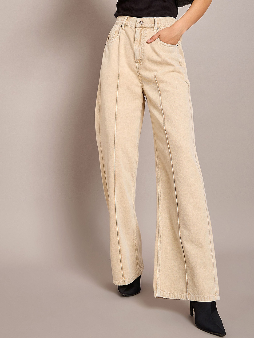 

SASSAFRAS BASICS Women Comfort Relaxed Fit High-Rise Jeans, Beige