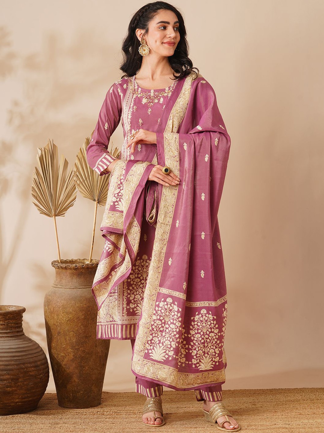 

FASHOR Floral Printed Beads and Stones Tissue Straight Kurta With Trousers & Dupatta, Purple