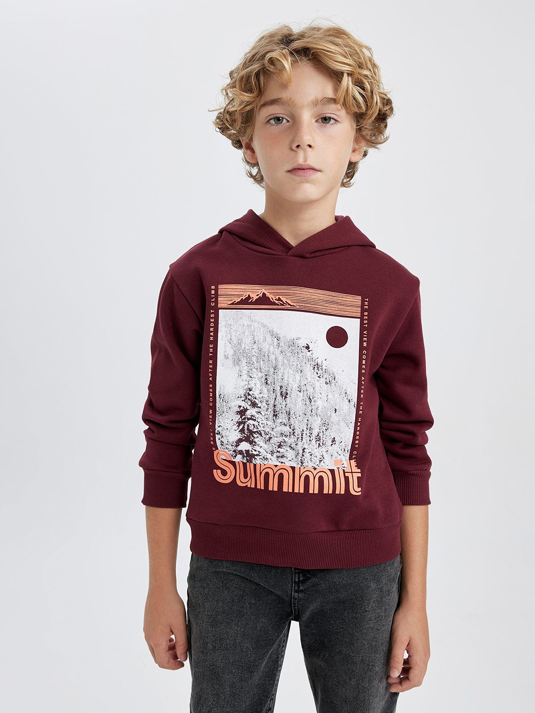 

DeFacto Boys Graphic Printed Hooded Pullover, Maroon