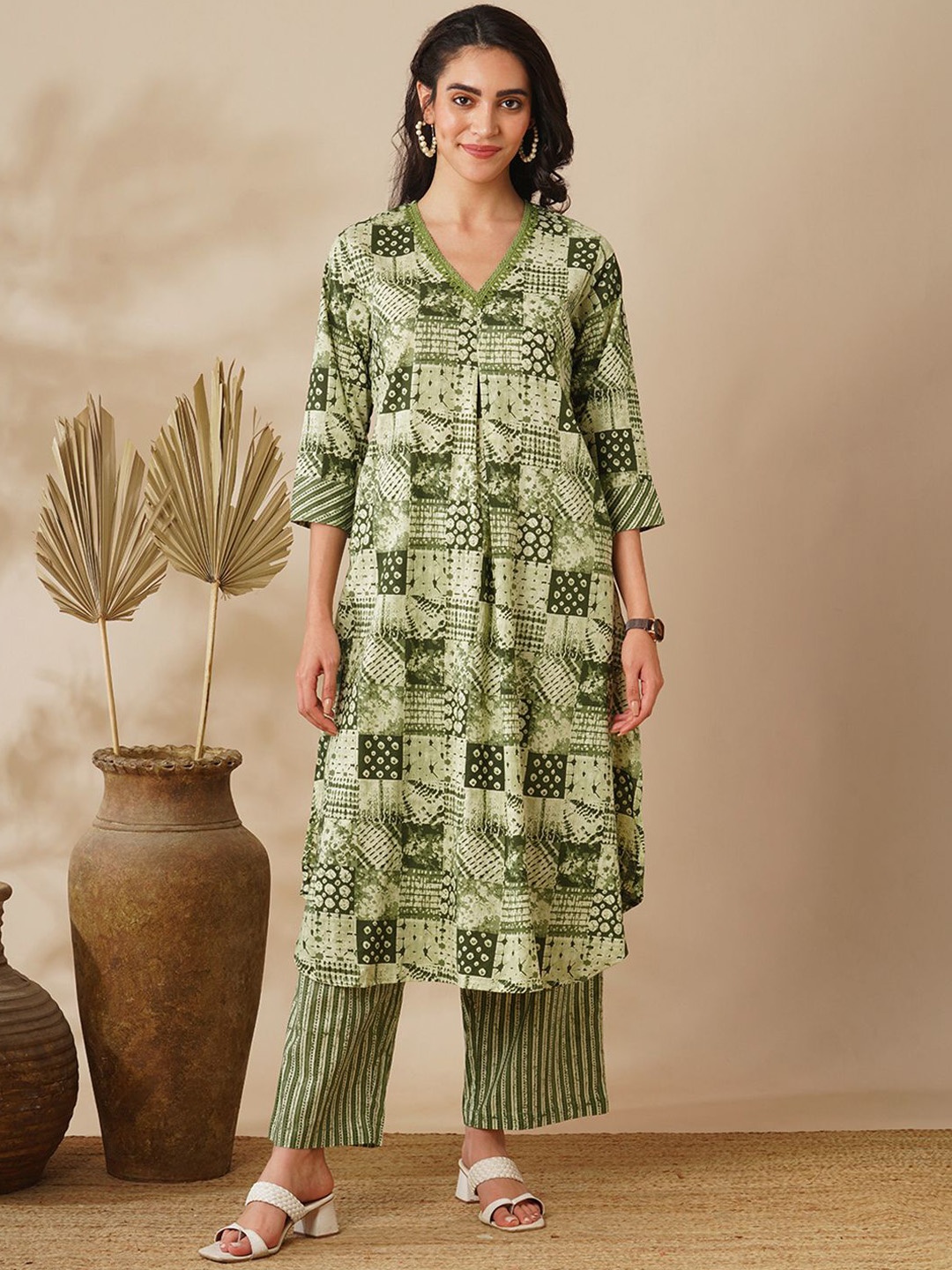 

FASHOR Printed Pleated Pure Cotton A-Line Kurta With Trousers, Green